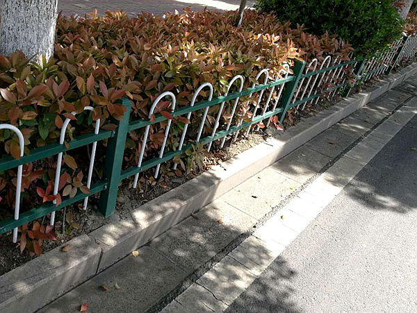 鋅鋼草坪圍欄價格